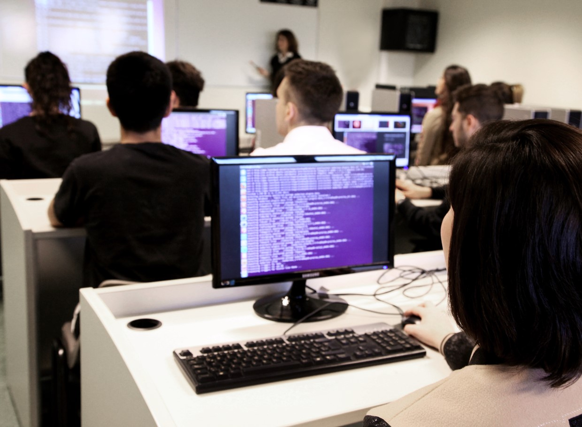 La Programación es una de las carreras más estudiadas en la Argentina.