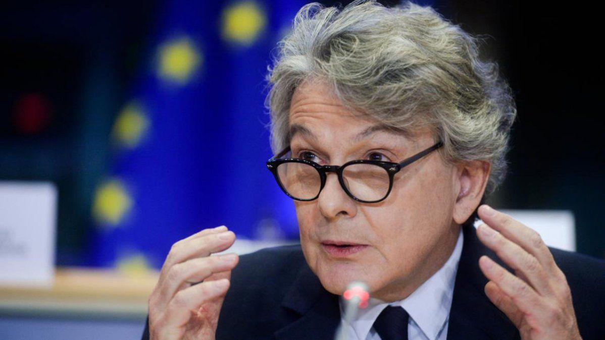 Thierry Breton cuestionó la forma en la que Twitter cerró la cuenta del presidente de Estados Unidos.