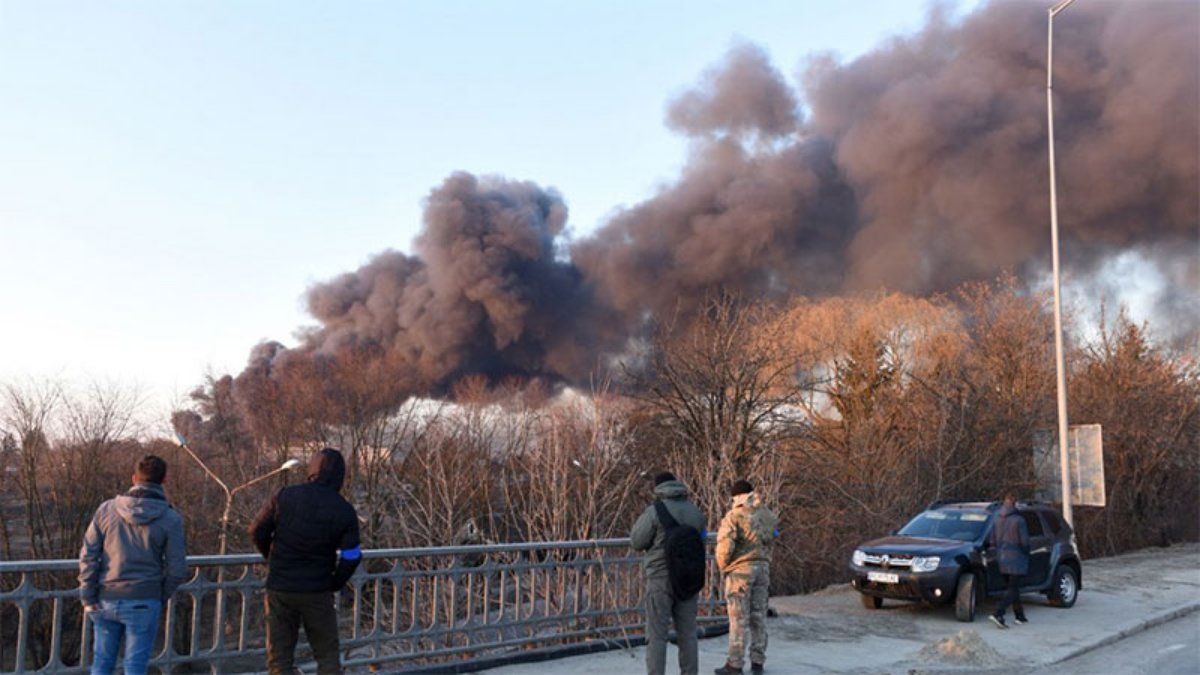 Rusia destruyó una fábrica cerca de un aeropuerto en el oeste de Ucrania