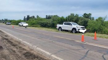 Una camioneta chocó a un trabajador vial en Ruta 11 que realizaba tareas de mantenimiento