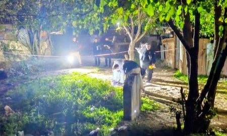 Asesinaron a balazos a un joven de 19 años en Villa Gobernador Gálvez. Asesinaron a balazos a un joven de 19 años en Villa Gobernador Gálvez.