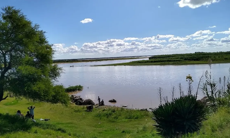 La ciudad de Diamante se encuentra a solo metros del río Paraná y resguarda un parque nacional único en el país. La ciudad de Diamante se encuentra a solo metros del río Paraná y resguarda un parque nacional único en el país.