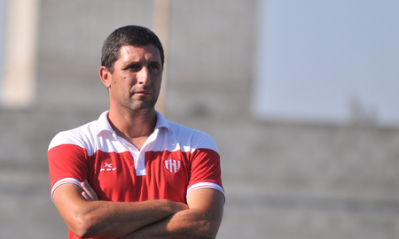Marcelo Mosset dejaría de ser el entrenador de la reserva de Unión. Marcelo Mosset dejaría de ser el entrenador de la reserva de Unión.