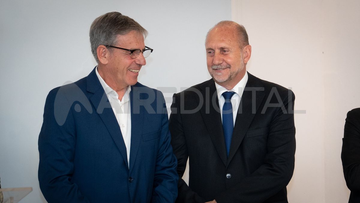 Emilio Jatón y Omar Perotti dejarán sus cargos como intendente y gobernador, respectivamente. Emilio Jatón y Omar Perotti dejarán sus cargos como intendente y gobernador, respectivamente.