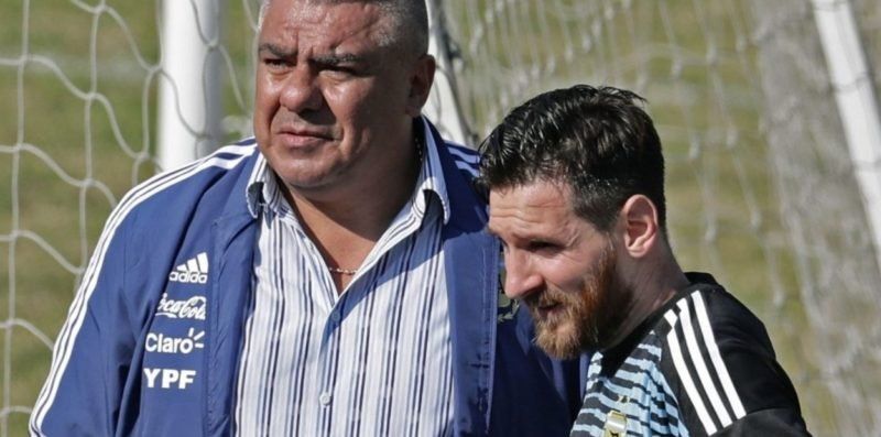 Tapia comparecerá ante la Conmebol para defender a Messi y evitar la sanción