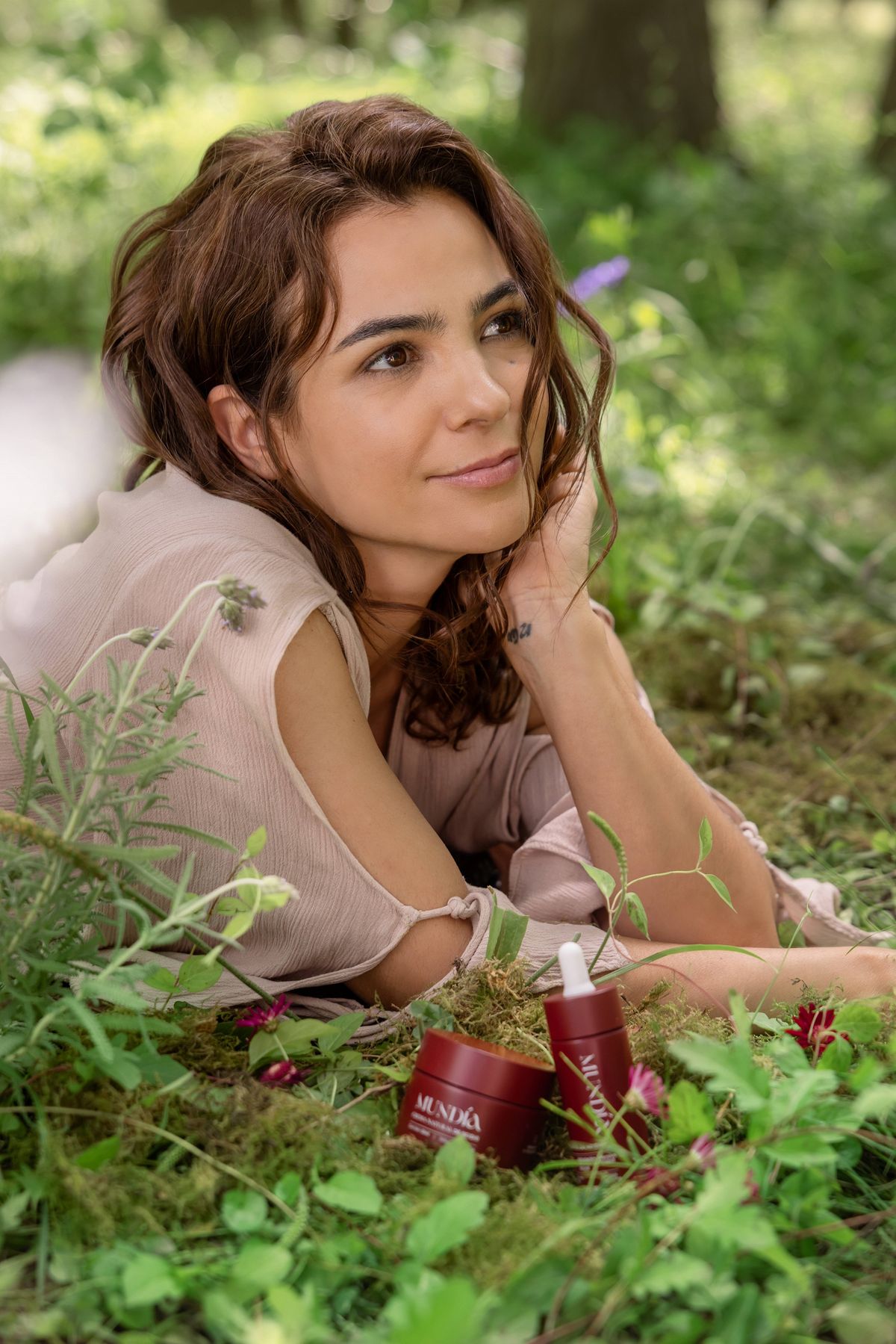 Agustina Cherri ahora vende cremas.