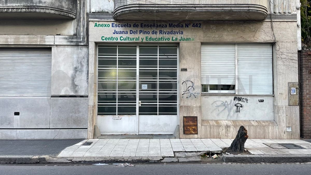 Los mensajes fueron dirigidos a alumnos que acuden al turno mañana del anexo del nivel secundario que funciona sobre 4 enero 2806.