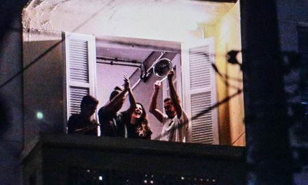 Los cacerolazos al grito de Fuera Bolsonaro y Genocida se escucharon en barrios populares y ricos de San Pablo y Rio de Janeiro. Los cacerolazos al grito de Fuera Bolsonaro y Genocida se escucharon en barrios populares y ricos de San Pablo y Rio de Janeiro.