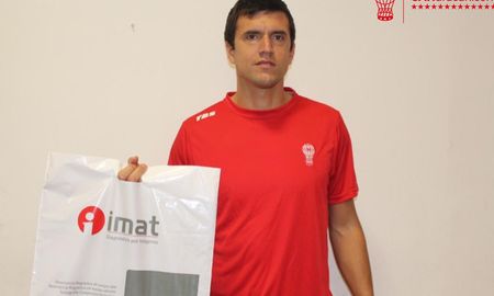 Renato Civelli, de 36 años, se transformó en nuevo jugador de Huracán, donde firmó contrato hasta diciembre de 2021. Renato Civelli, de 36 años, se transformó en nuevo jugador de Huracán, donde firmó contrato hasta diciembre de 2021.