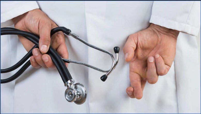 Imputaron por ejercicio ilegal de la medicina a la “falsa pediatra” de Monje