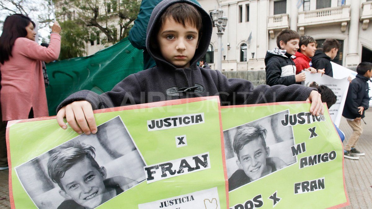 Amigos de Francisco Sueldo piden justicia tras su muerte en un accidente.&nbsp;