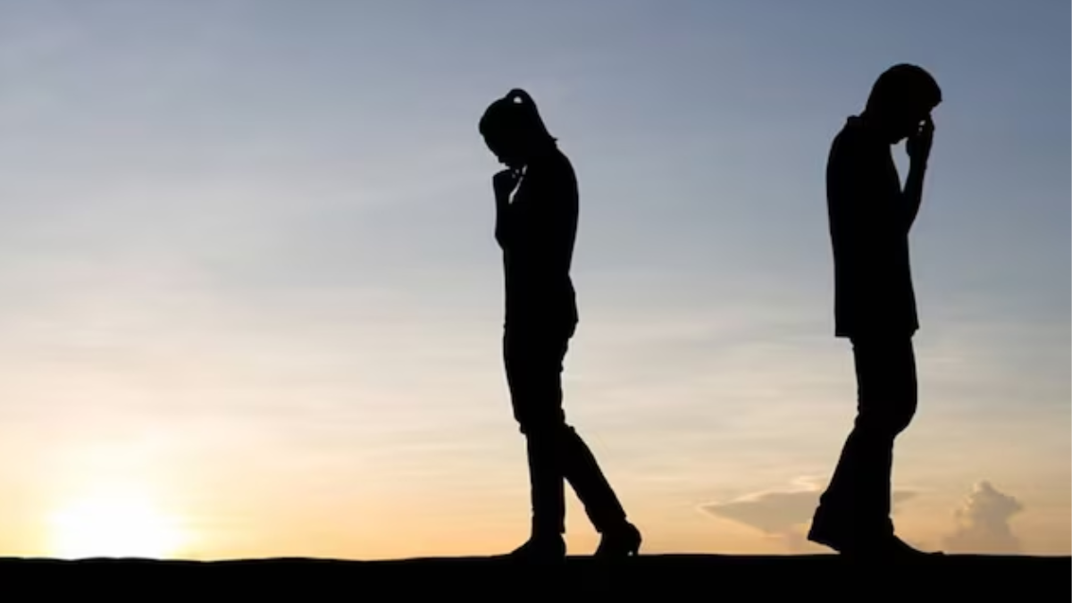 Según el informe de la Universidad de Buenos Aires de Creencias Sociales 2025, un 55% de los argentinos afirma estar interesado en los temas políticos. 