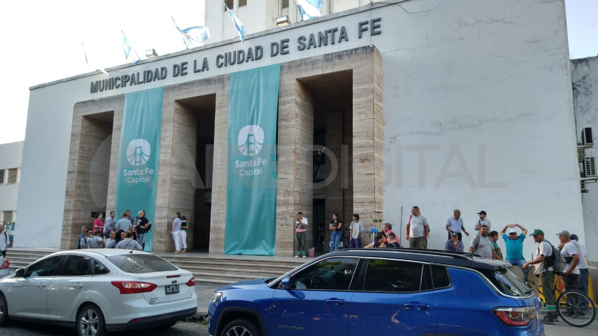 La Municipalidad de Santa Fe no adhirió al feriado decretado por Nación por la llegada de la Selección Argentina al país y la actividad es normal en las dependencias de la ciudad.