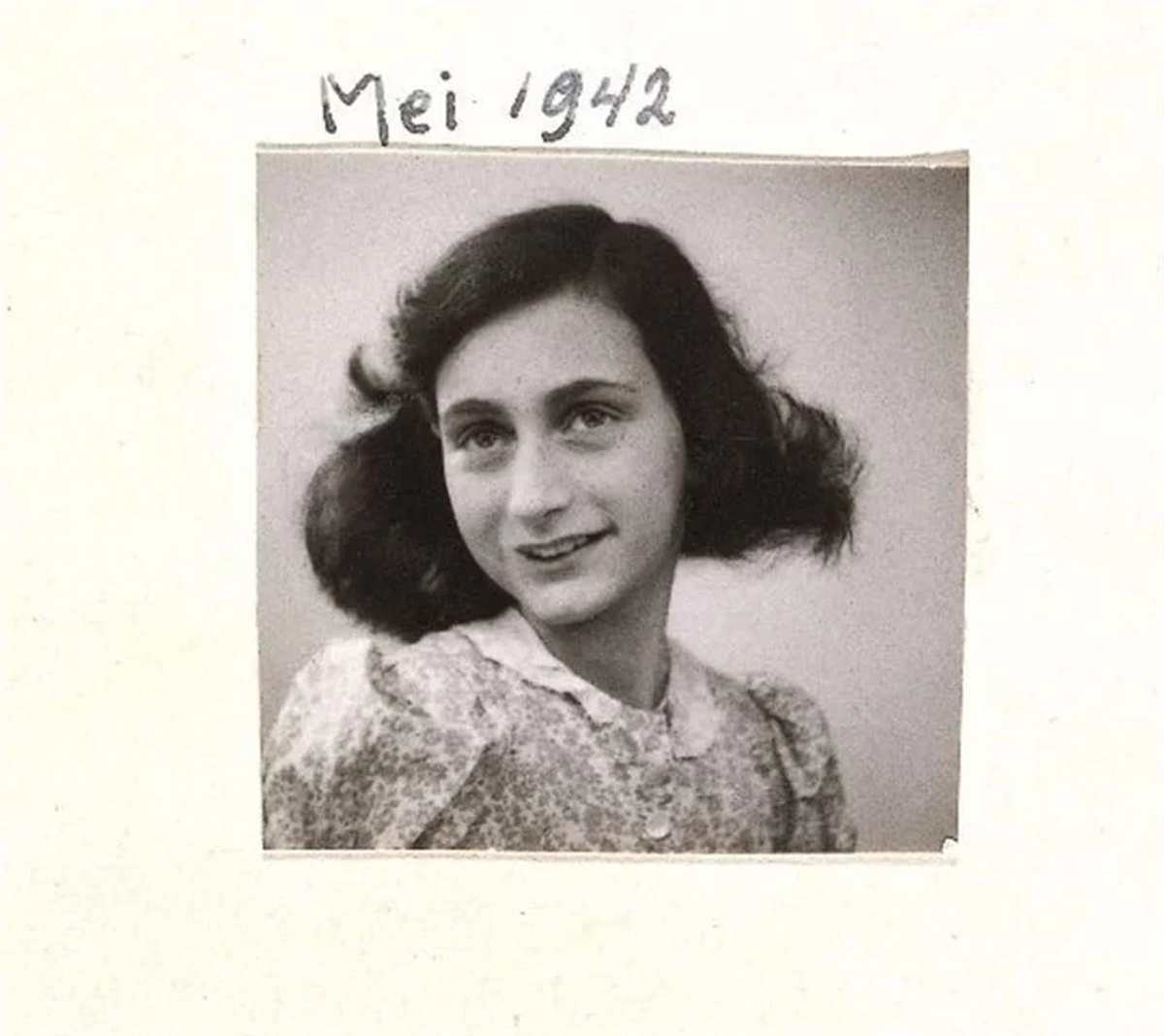 Una foto de Ana Frank de 1942.