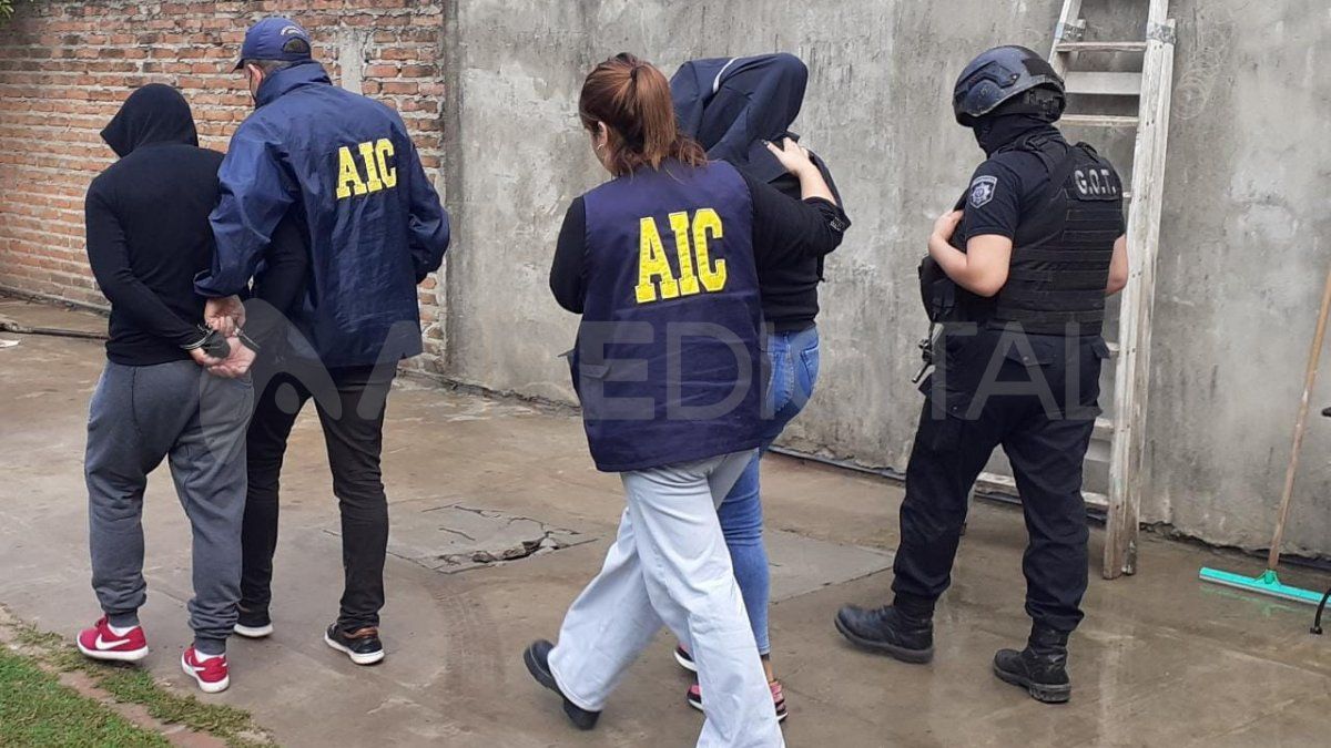 El hombre fue imputado como autor de dos robos mientras que a la mujer le atribuyeron la coautoría de un sólo hecho