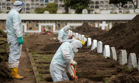 El mundo superó los cinco millones de muertos por el coronavirus. El mundo superó los cinco millones de muertos por el coronavirus.