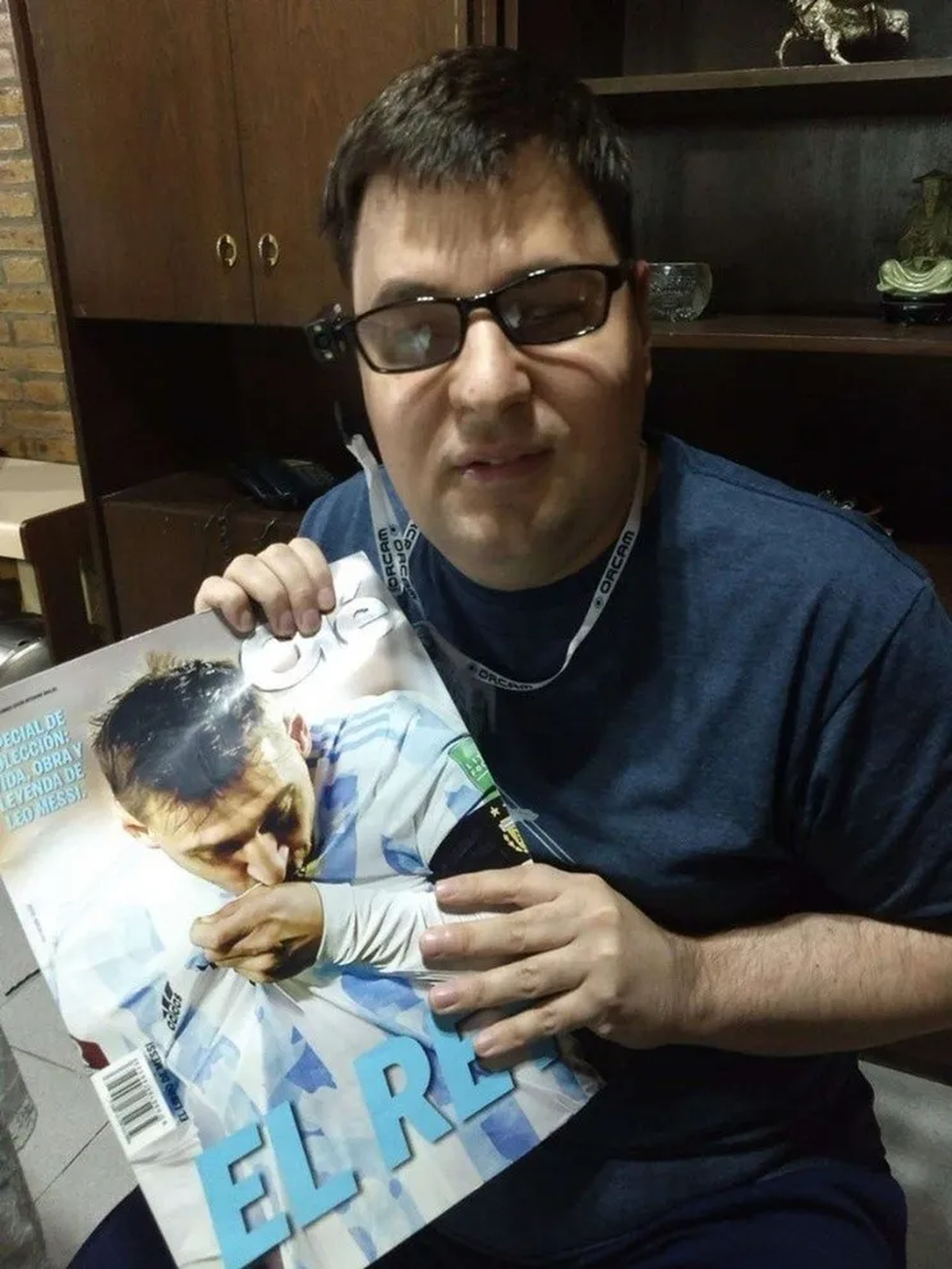 Lio Messi y Antonela Roccuzzo se solidarizaron con un rafaelino de 36 años con una discapacidad visual.