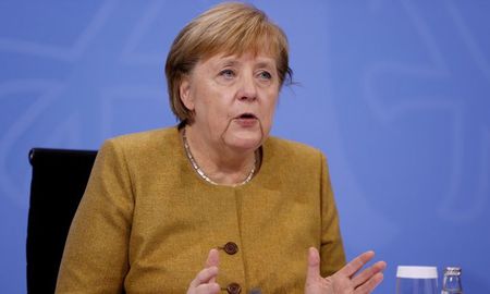 Angela Merkel reiteró su defensa a las restricciones para controlar el coronavirus en Alemania. Angela Merkel reiteró su defensa a las restricciones para controlar el coronavirus en Alemania.
