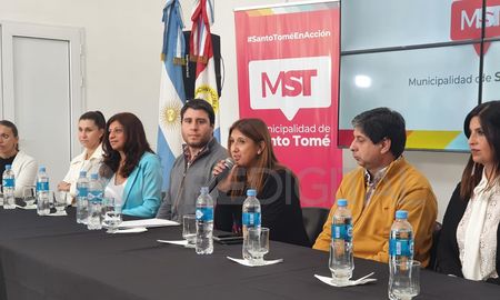La intendenta de Santo Tomé, Daniela Qüesta, presentó este miércoles a su nuevo gabinete de gobierno. La intendenta de Santo Tomé, Daniela Qüesta, presentó este miércoles a su nuevo gabinete de gobierno.
