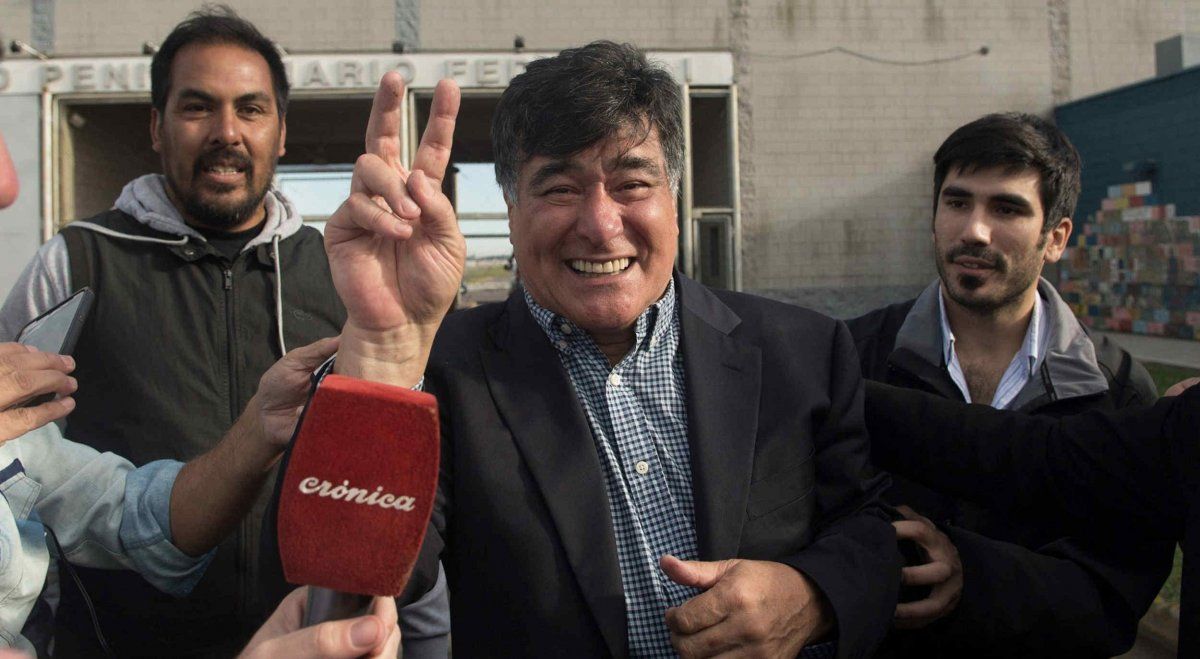 La furia de Jorge Rial con Carlos Zannini tras ser vacunado como "personal de salud".