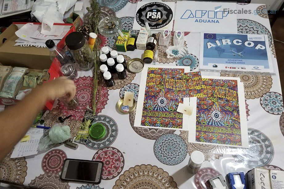 Cuatro detenidos por contrabando de estupefacientes