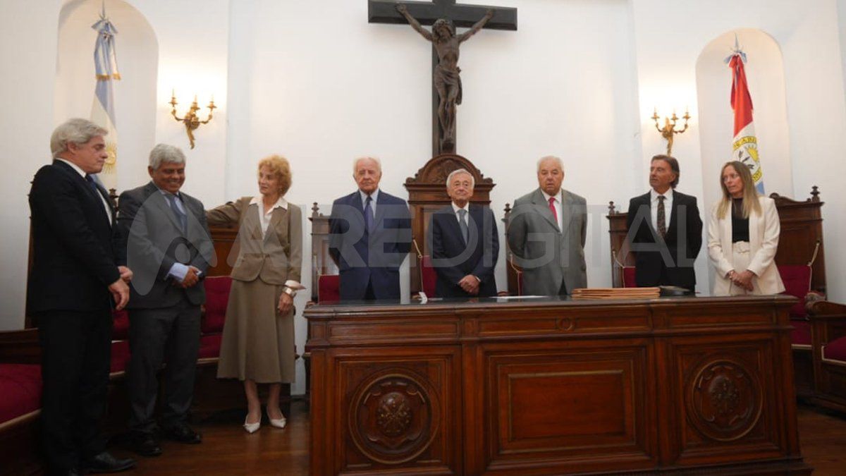La ceremonia está presidida por el actual presidente de la Corte