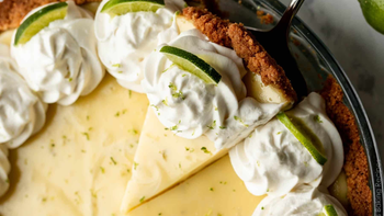 Cómo hacer Key Lime Pie: la receta clásica del famoso postre de lima