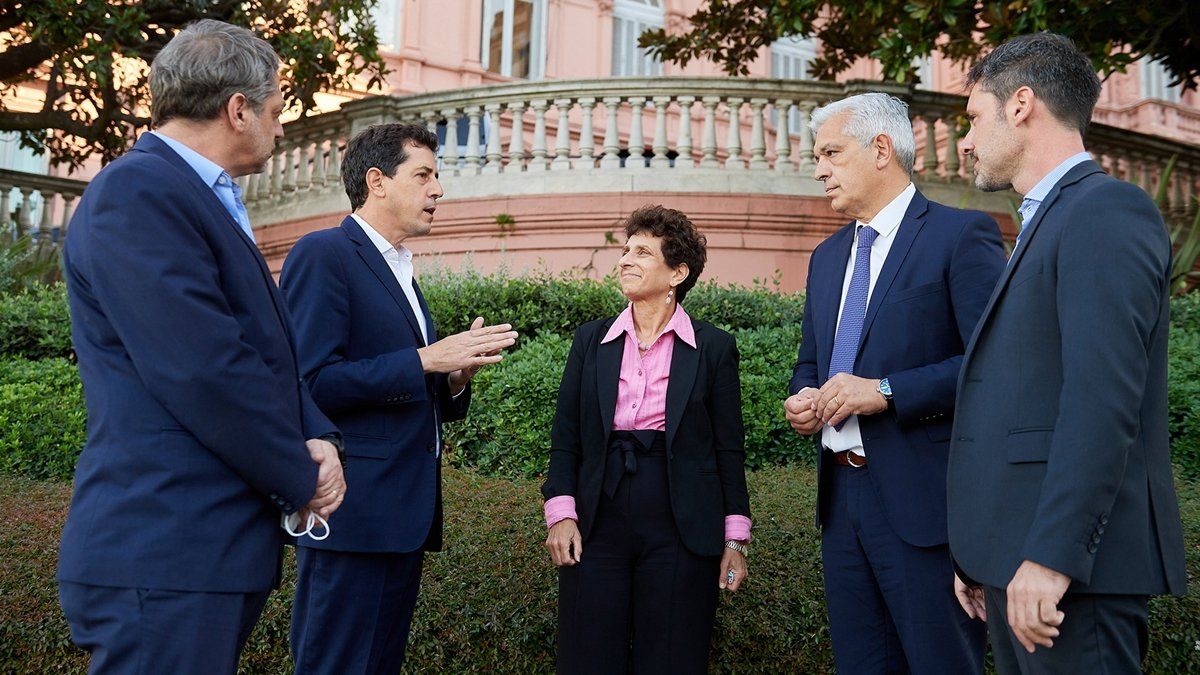 El viaje incluirá visitas a plantas de desalinización