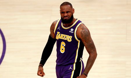 LeBron James dio a conocer qué decisión tomó para su futuro y paralizó a la NBA. LeBron James dio a conocer qué decisión tomó para su futuro y paralizó a la NBA.