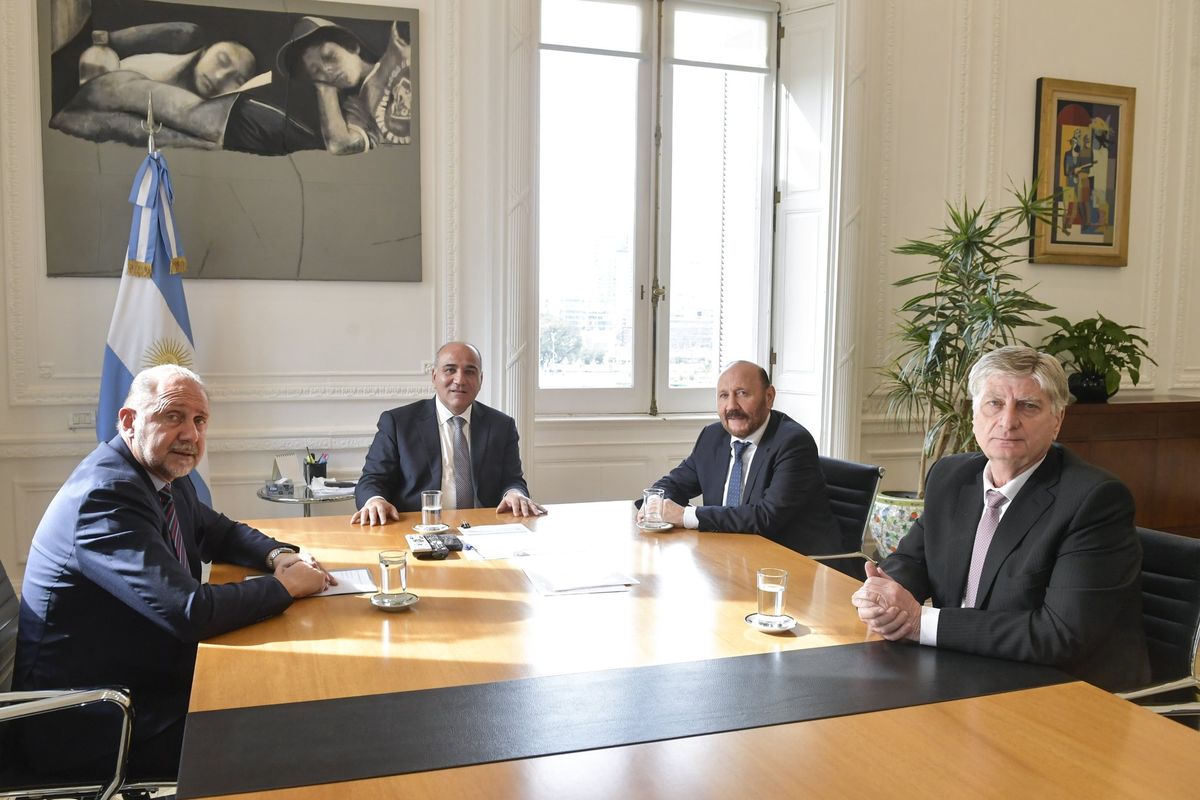 De la reunión también participaron los gobernadores de Formosa, Gildo Insfrán, y de La Pampa, Sergio Ziliotto.