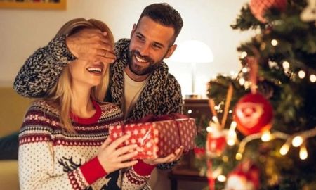 Los regalos que no se deberían dar a la pareja en Navidad, según la inteligencia artificial Los regalos que no se deberían dar a la pareja en Navidad, según la inteligencia artificial