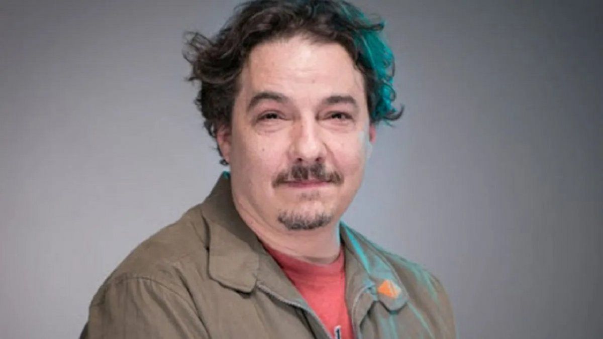 El actor estuvo casi 20 días internado luego de sufrir un aneurisma cerebral. Su pareja