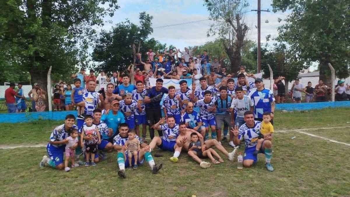 Nuevo Horizonte, por el t&iacute;tulo y la final por ascenso. Foto: Sol Naciente.