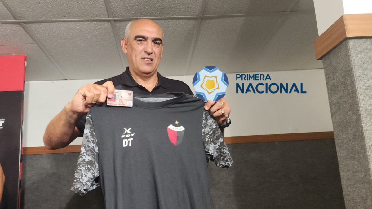 Sonríe el técnico de Colón: los nuevos refuerzos que sumó Iván Delfino y se sumaron a la pretemporada. Sonríe el técnico de Colón: los nuevos refuerzos que sumó Iván Delfino y se sumaron a la pretemporada.