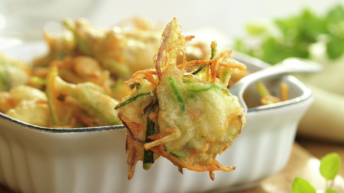 Buñuelos de verdura para el almuerzo: la receta fácil y sencilla