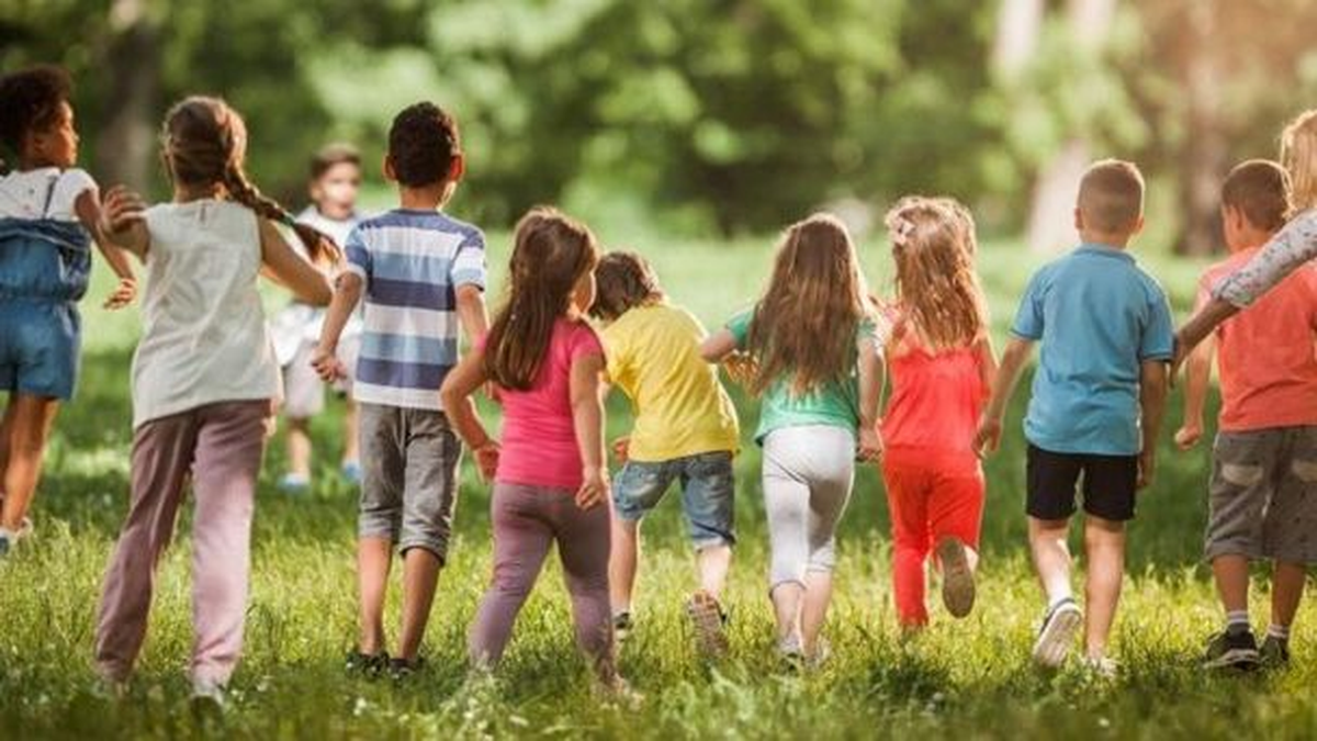 La Secretaría de Niñez, Adolescencia y Familia decidió que la fecha pasara a llamarse de "Día del Niño" a "Día de las Infancias", con la inclusión como meta.