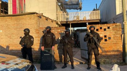 Múltiples allanamientos por robo de motos en la ciudad de Santa Fe: detuvieron al presunto líder de una banda delictiva