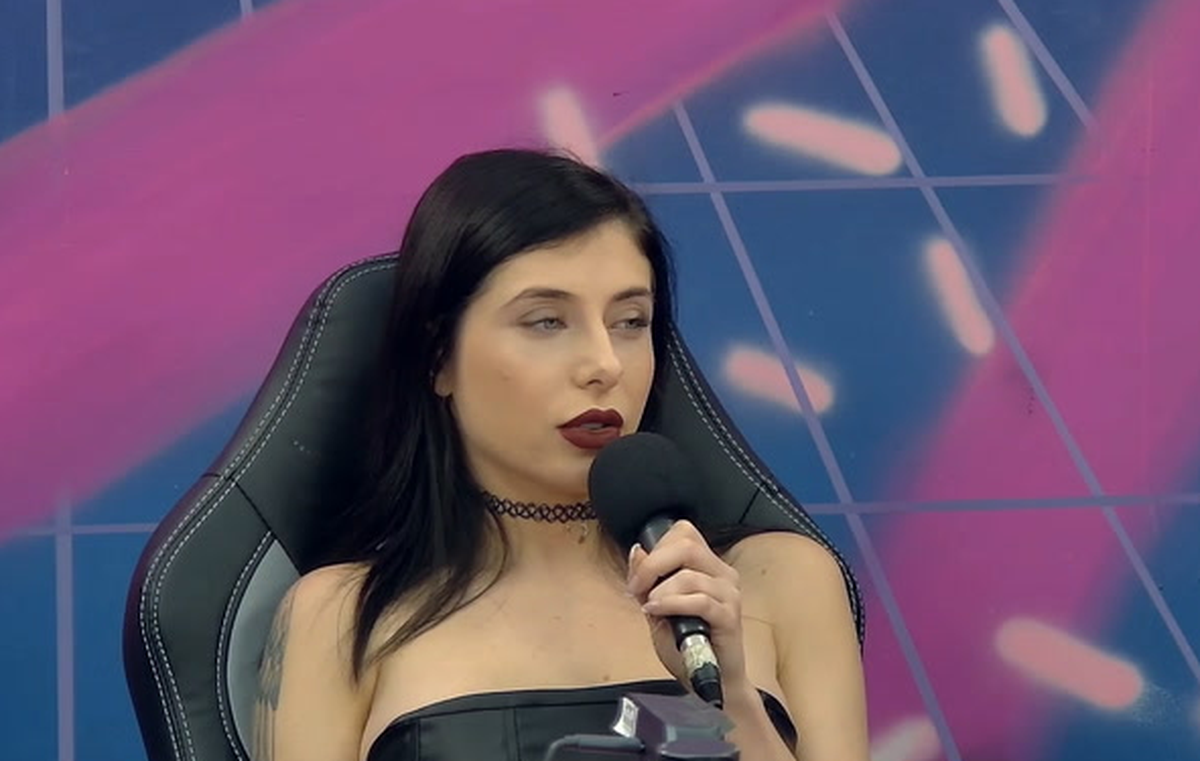 Una influencer anunció que está haciendo "una convocatoria de sumisos". Una influencer anunció que está haciendo "una convocatoria de sumisos".