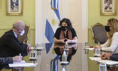 Carla Vizzotti y Cecilia Nicolini mantuvieron una reunión con el embajador británico, Mark Kent. Carla Vizzotti y Cecilia Nicolini mantuvieron una reunión con el embajador británico, Mark Kent.