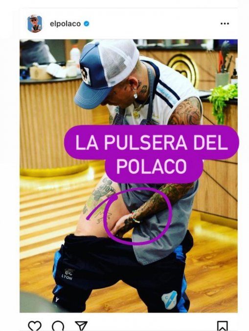 La inconfundible pulsera de El Polaco.