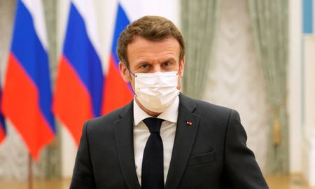 Macron llegó a Ucrania para bajar la tensión entre ambos países.