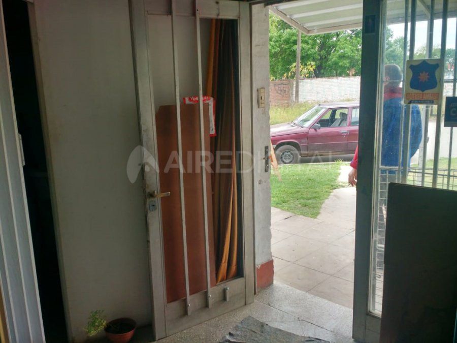 Desvalijaron un kiosco de Santo Tomé y se llevaron hasta los enchufes