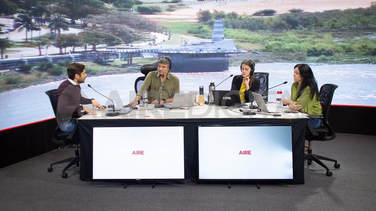 Pullaro criticó la organización actual de la policía.