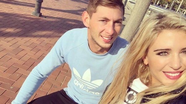 La novia de Emiliano Sala: “Investiguen a la mafia del fútbol”