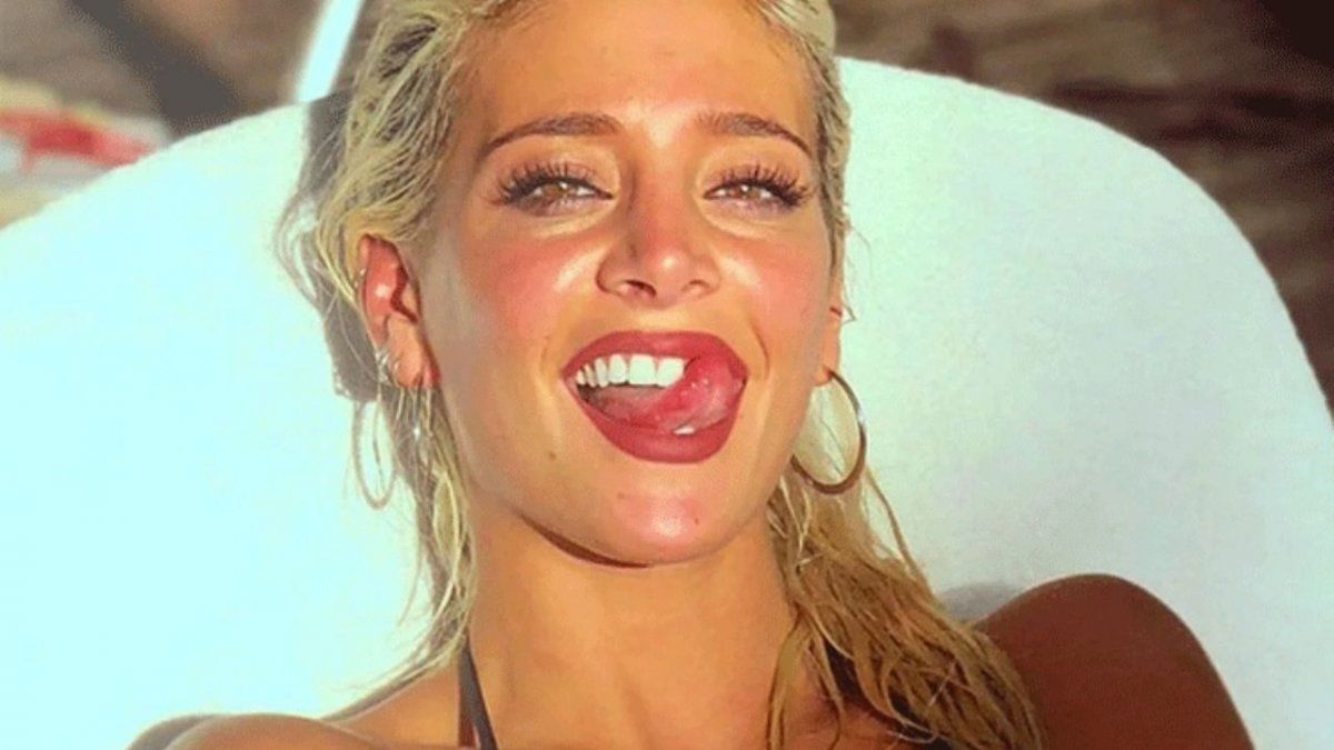 Sol Pérez festejó en la pileta con una impactante bikini