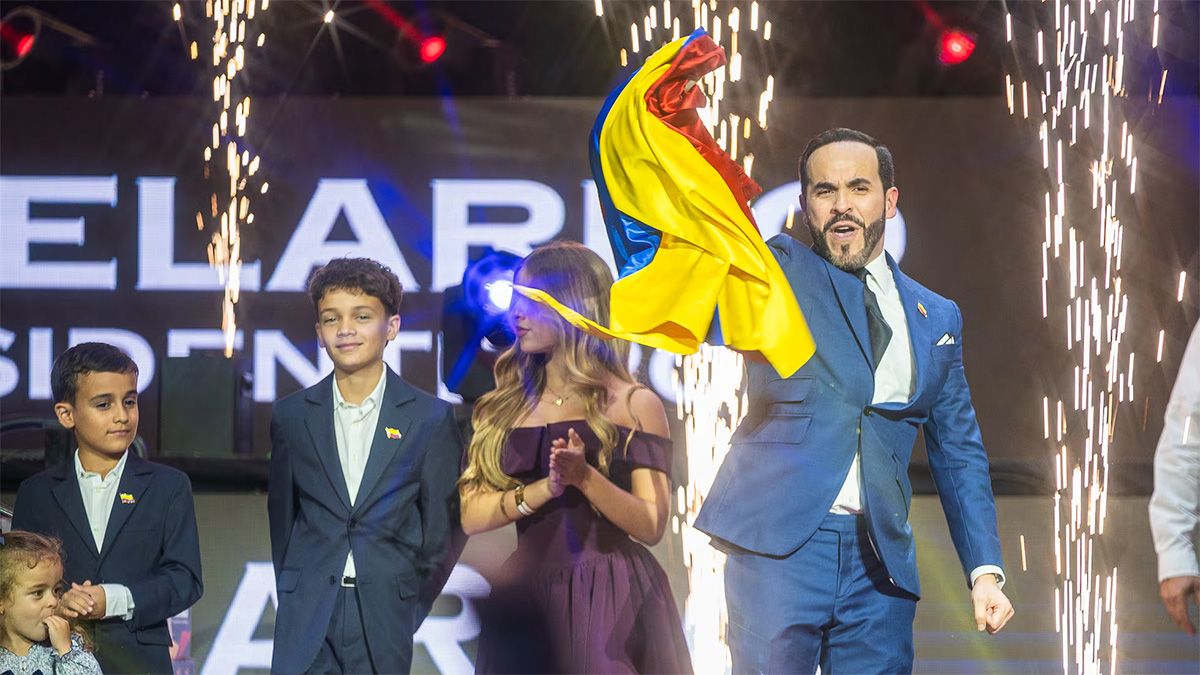 Abelardo de la Espriella se impuso en Colombia, pero habrá balotaje.