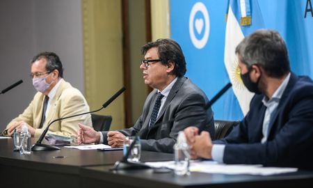 Para desalentar la desocupación voluntaria y estimular la búsqueda de un nuevo empleo existe una escala decreciente en la prestación que se modifica cada cuatro meses. Para desalentar la desocupación voluntaria y estimular la búsqueda de un nuevo empleo existe una escala decreciente en la prestación que se modifica cada cuatro meses.