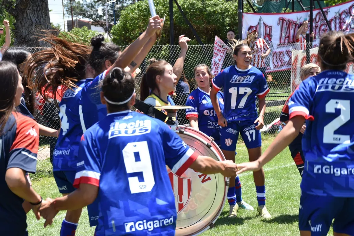 Unión salió campeón del torneo Clausura femenino de AFA. Unión salió campeón del torneo Clausura femenino de AFA.