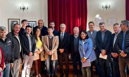 Los convenios contemplan cooperación en la formación de personal y asesoramiento mutuo. Los convenios contemplan cooperación en la formación de personal y asesoramiento mutuo.