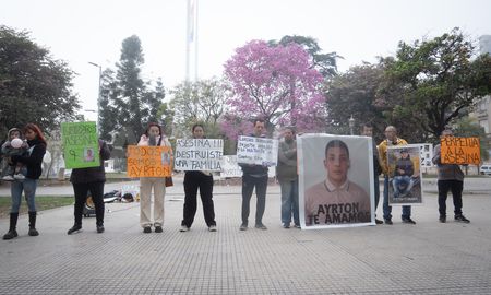 La parte acusadora insistirá con la condena a prisión perpetua para Lourdes Seniquel por el homicidio de Ayrton Díaz. La parte acusadora insistirá con la condena a prisión perpetua para Lourdes Seniquel por el homicidio de Ayrton Díaz.